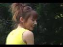 熊田曜子 - 胸元パックリの大胆なワンピース姿動画