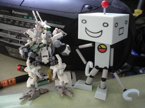 オリジナルロボット「ランナー」とスズキ